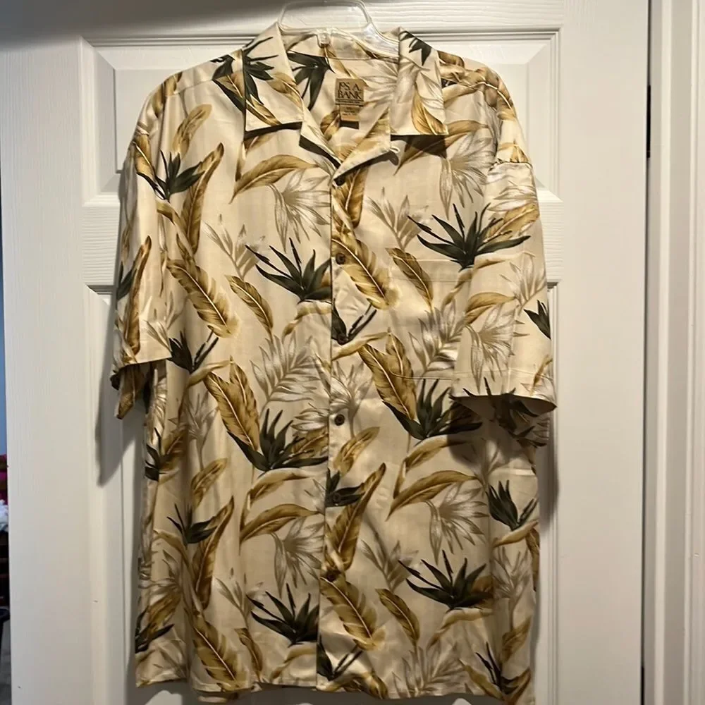 Jos. A. Bank 100% silk Hawaiian shirt size XXL.